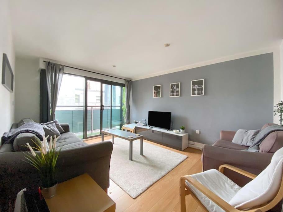 Liverpool One Beautifully Presented 2 Bedroom Apartment Bagian luar foto