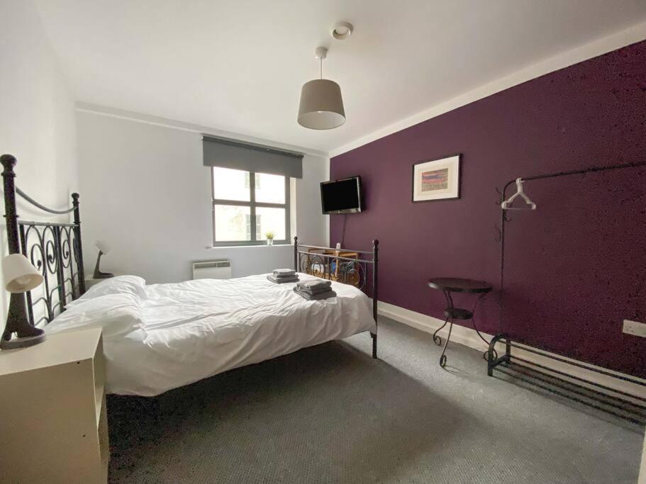 Liverpool One Beautifully Presented 2 Bedroom Apartment Bagian luar foto